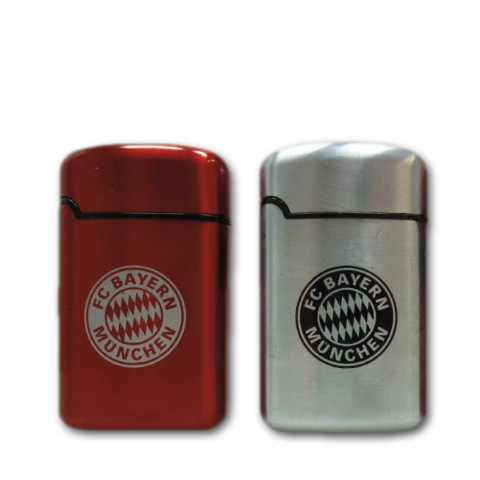 feuerzeuge-feuerzeug-jetflame-v-fire-fc-bayern-aus-metall-in-rot-und-silber-651-37879-n01