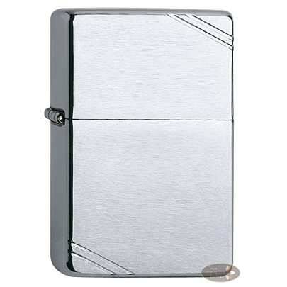 Zippo Chrom gebürstet Vintage Streifen